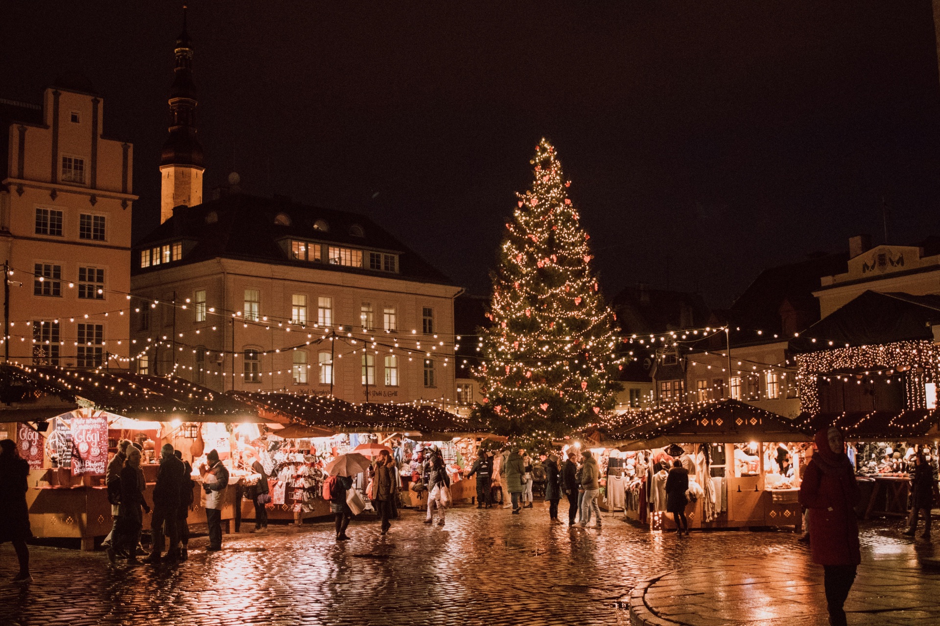tallinn-christmas-market.jpg